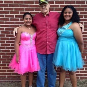 Meet your Posher, Sandy